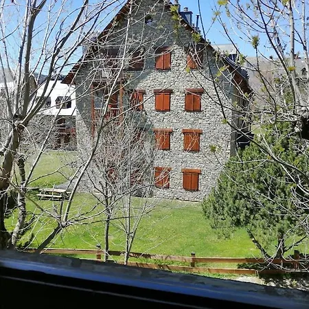 Amplio Con Jardin Y Piscina Herbasabina 5 *